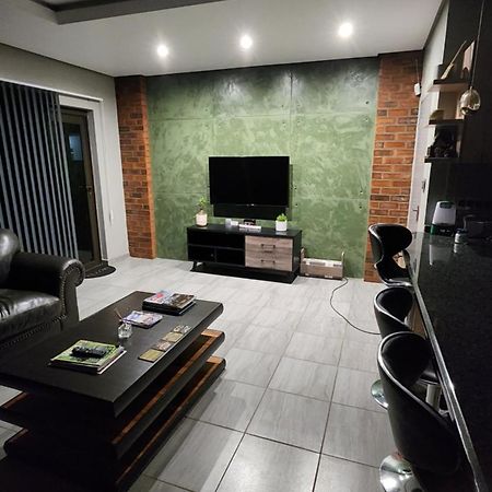 Lloyds - 3 Apartment Ermelo Ruang foto